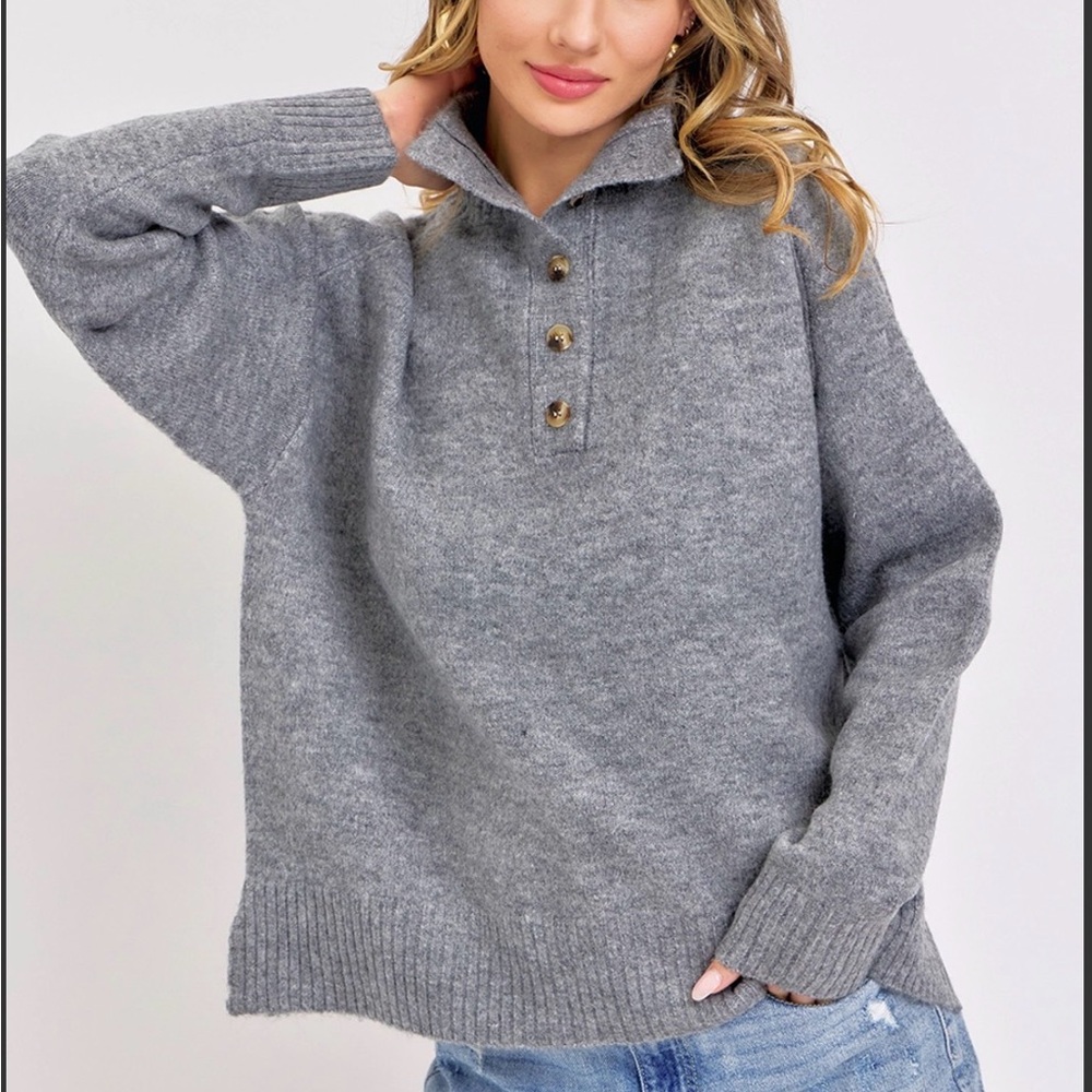 Elegant Gray Turtleneck Sweater with Button Accents